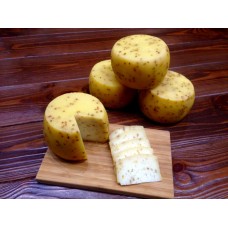 Сыр Solide de Village из коровьего молока с пажитником < Деревня >